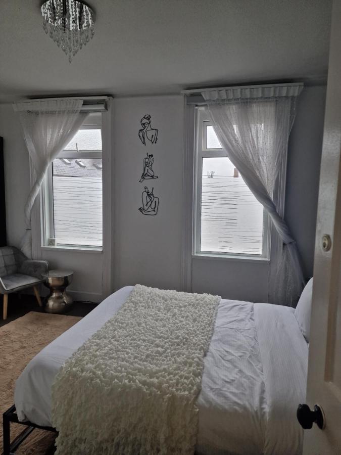 Double Rooms, Free Continental Breakfast, Pics And Full Address Sent After Booking, 2 Miles To City Centre Belfast Kültér fotó